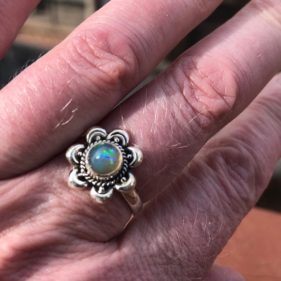 NWT FLASHY OPAL 925 STERLING SILVER RING, SIZE 8 - Picture 4 of 6